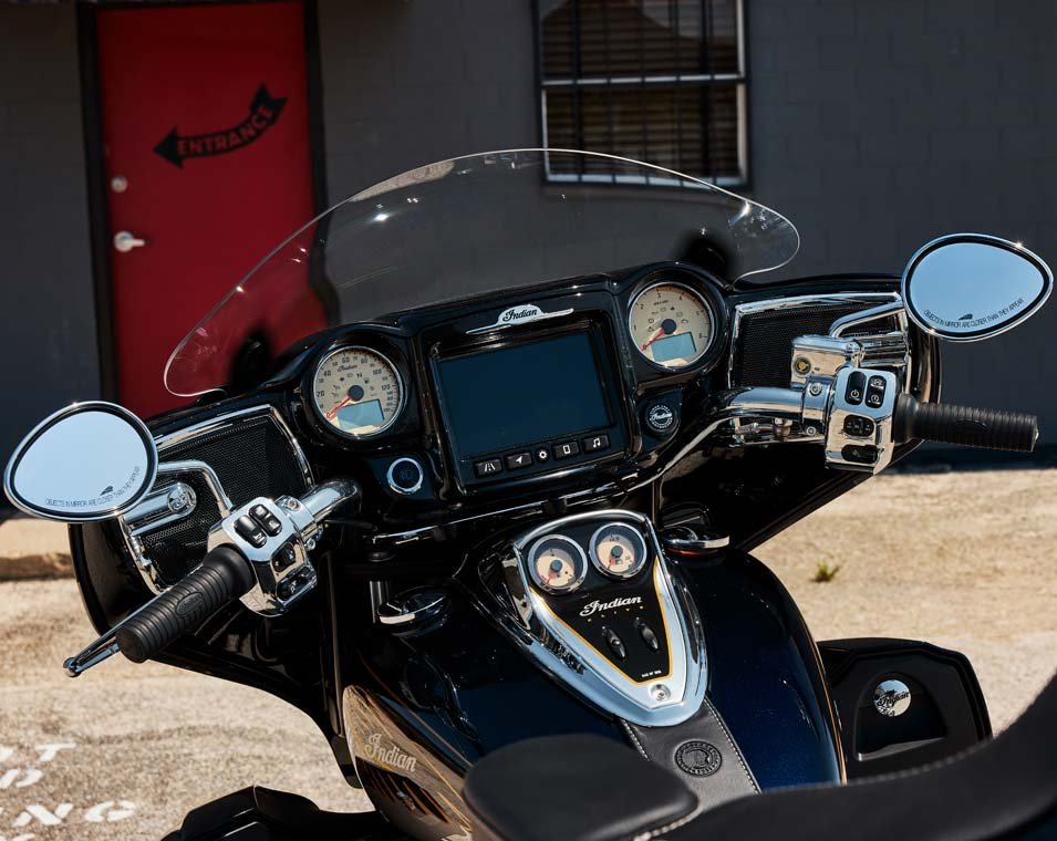 INDIAN ROADMASTER ELITE SPEEDOMETER 2018